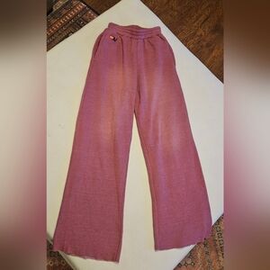 Aviator Nation ESSENTIAL WIDE LEG POCKET SWEATPANTS FADED BERRY, size small